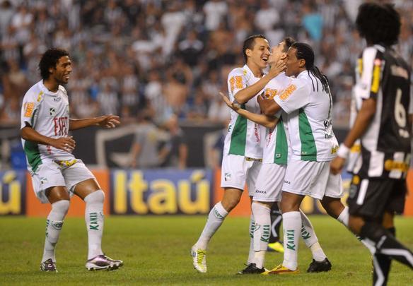 Imagens da derrota do América para o Botafogo por 4 a 2, de virada, no Engenhão - CELSO PUPO/FOTOARENA/AE RJ 