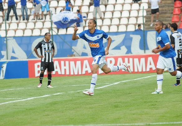 Cruzeiro derrota o Tupi por 3 a 0, na Arena do Jacaré - Jorge Gontijo/EM/D.APress