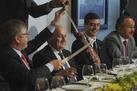 Blatter desfruta churrasco brasileiro com autoridades