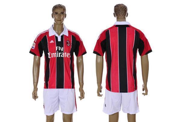 Milan - A originalidade das camisas ainda não foi confirmada oficialmente - Divulgação