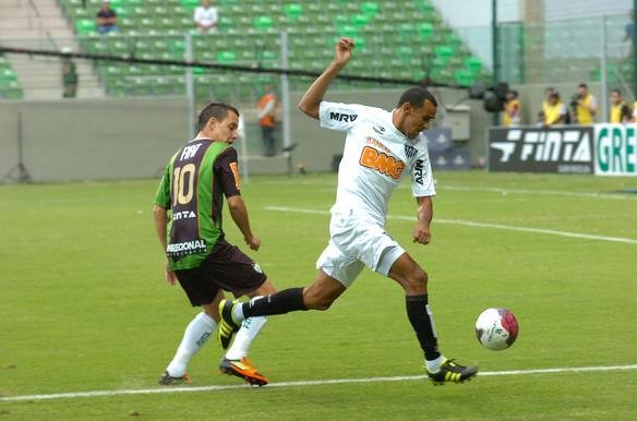 América e Atlético se enfrentam no primeiro jogo da final do Mineiro   - Juarez Rodrigues/EM/D.A Press
