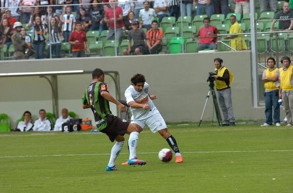 América e Atlético se enfrentam no primeiro jogo da final do Mineiro   - Juarez Rodrigues/EM/D.A Press