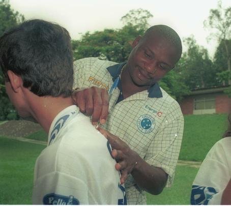 William Andem durante treino na Toca da Raposa, em BH