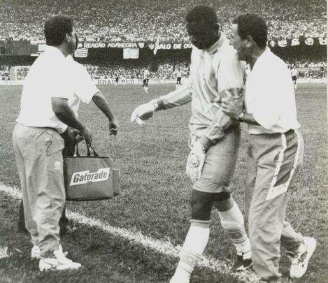 Andem foi expulso em clássico contra o Atlético, em 1995