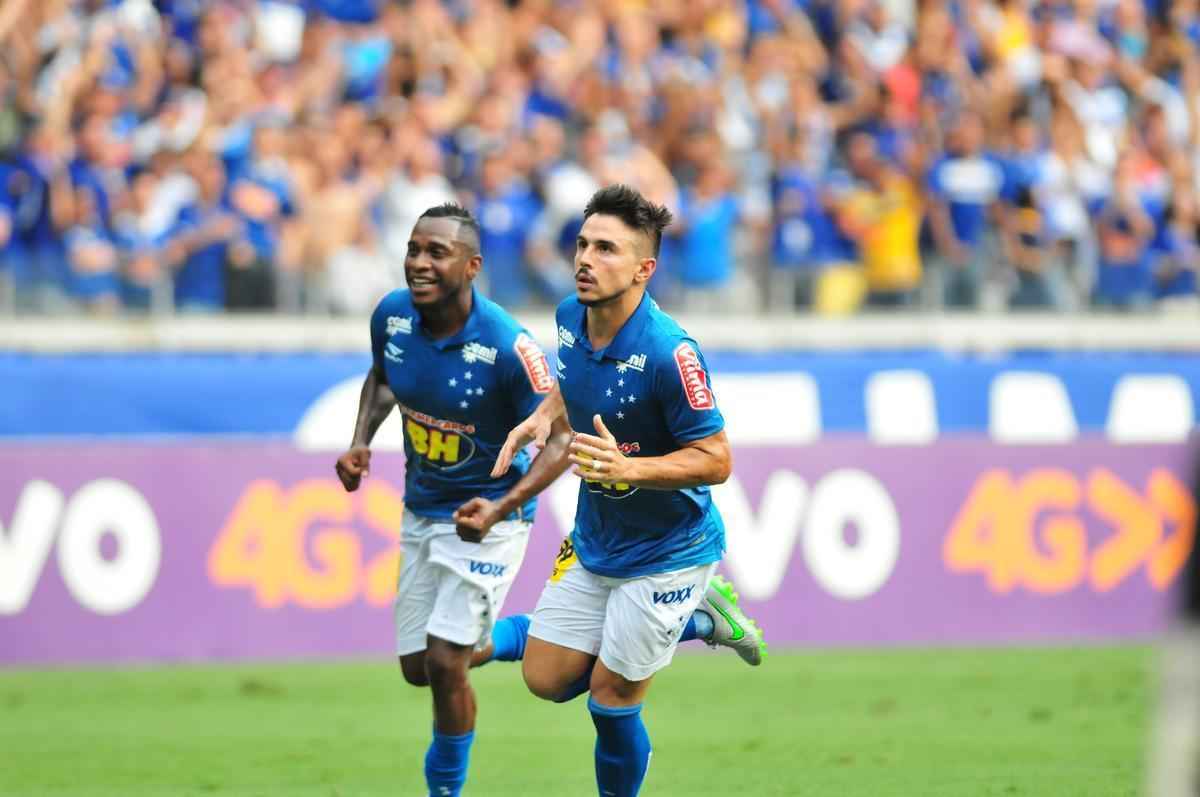 Confira as fotos do jogo entre Cruzeiro e São Paulo no Mineirão