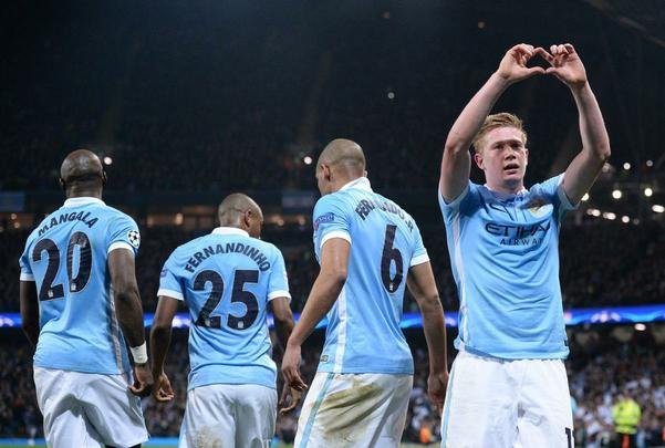 De Bruyne resolve, Manchester City elimina o PSG e vai à semifinal pela primeira vez