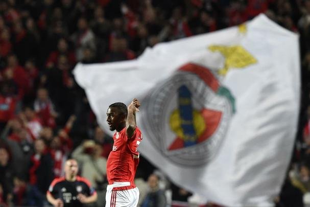 Benfica ficou no empate por 2 a 2 com o Bayern e acabou eliminado em casa na Liga dos Campeões