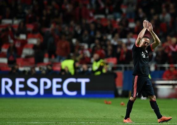 Benfica ficou no empate por 2 a 2 com o Bayern e acabou eliminado em casa na Liga dos Campeões