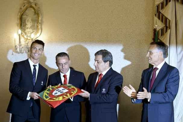 Paulo Bento e Cristiano Ronaldo: boa relação desmoronou depois da eliminação de Portugal na primeira fase da Copa do Mundo de 2014