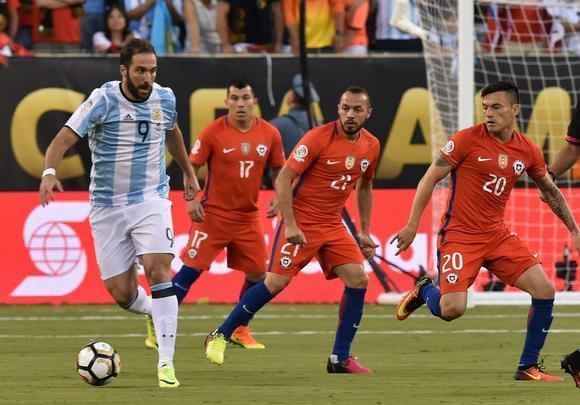 Imagens da final entre Argentina e Chile, em Nova Jersey, Estados Unidos