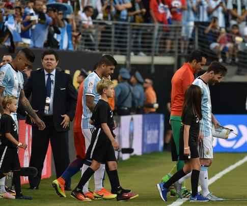 Imagens da final entre Argentina e Chile, em Nova Jersey, Estados Unidos