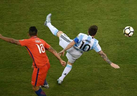 Imagens da final entre Argentina e Chile, em Nova Jersey, Estados Unidos