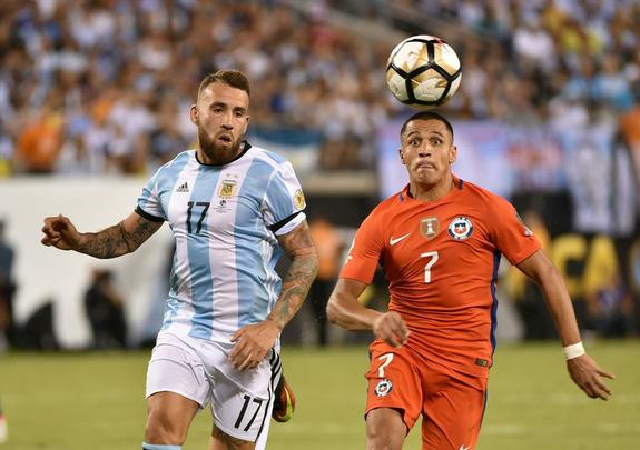 Imagens da final entre Argentina e Chile, em Nova Jersey, Estados Unidos