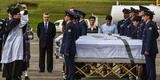 Corpos das vítimas da queda do voo da Chapecoense deixam Medellín rumo a Chapecó. Velório neste sábado, na cidade catarinense, deve reunir mais de cem mil pessoas e mil jornalistas do mundo todo