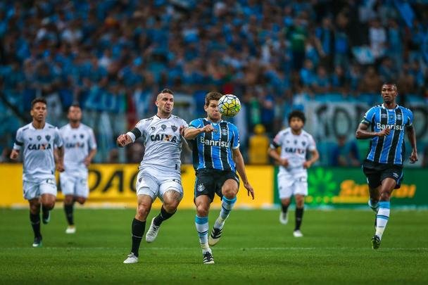 Imagens do duelo decisivo da Copa do Brasil, entre Grêmio e Atlético, na Arena, em Porto Alegre
