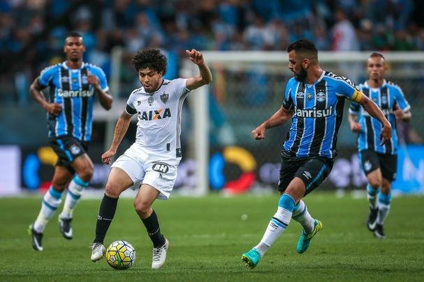 Imagens do duelo decisivo da Copa do Brasil, entre Grêmio e Atlético, na Arena, em Porto Alegre