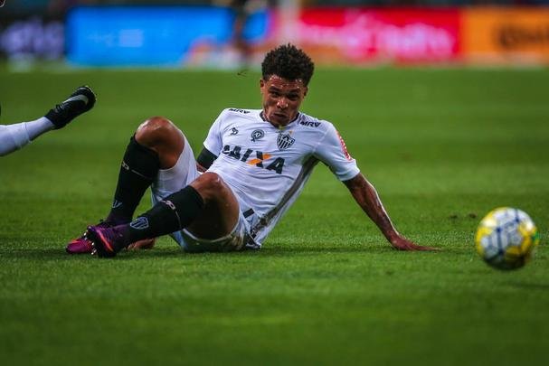 Imagens do duelo decisivo da Copa do Brasil, entre Grêmio e Atlético, na Arena, em Porto Alegre