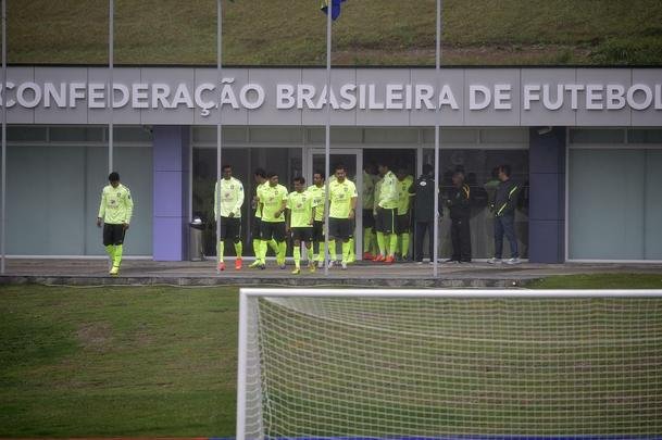 Jogadores da Seleção treinando na Granja Comary, em Teresópolis