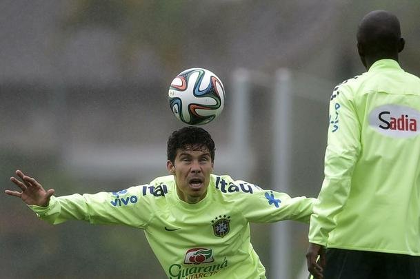 Jogadores da Seleção treinando na Granja Comary, em Teresópolis