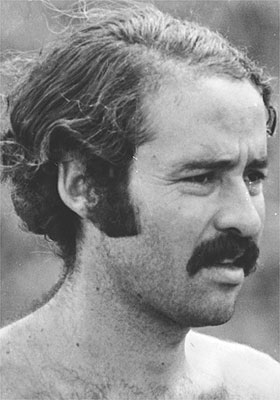 Roberto Arantes em 1971, ano mais marcante de toda a história do Atlético (Arquivo EM/D.A Press) Roberto Arantes em 1971, ano mais marcante de toda a história do Atlético (Arquivo EM/D.A Press)