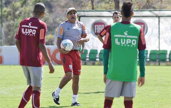 Silas analisou o posicionamento da equipe em campo e o aproveitamento de finalizações (Carlos Cruz / América)