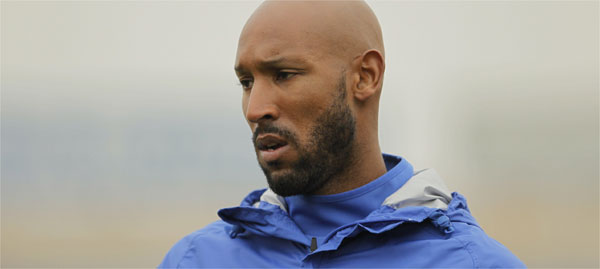 Atacante francês Anelka, de 35 anos, é conhecido pelo seu poder de finalização (AFP PHOTO/IAN KINGTON)