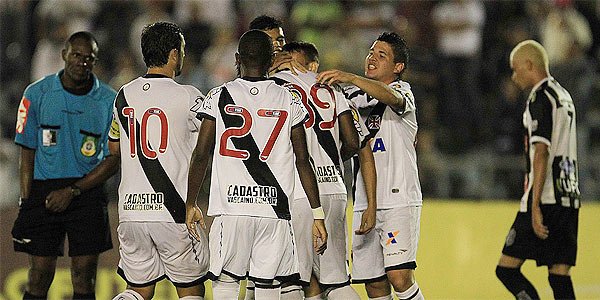 Vasco venceu o Treze da Paraíba em Campina Grande e agora terá vantagem na segunda fase (Marcelo Sadio/Vasco.com.br)