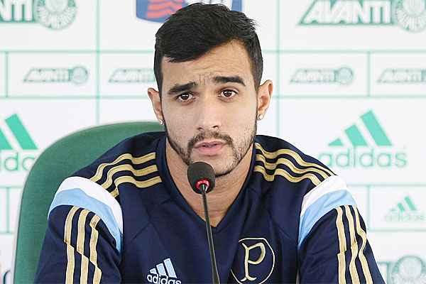 Vídeo: Henrique fala sobre as próximas partidas do Palmeiras