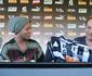 Alexandre Kalil e Ronaldinho Gaúcho trocam presentes na despedida do camisa 10 do Galo