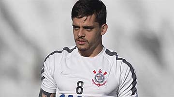 Fagner reconhece oscilação da equipe e projeta retomada na reta final