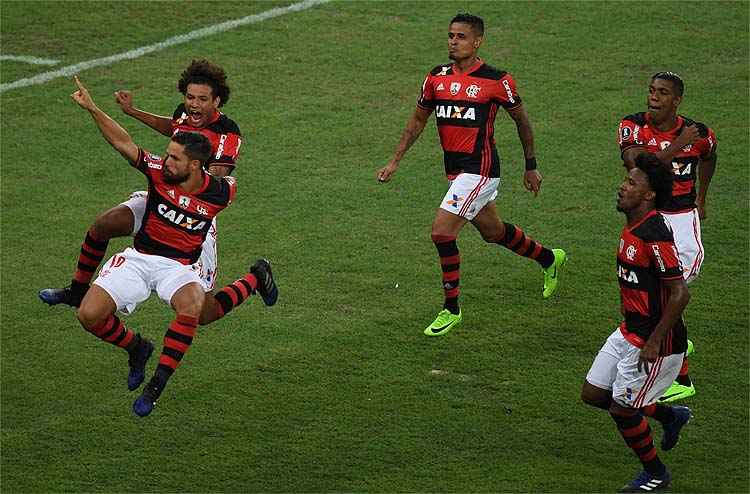 Resultado de imagem para Matheus sávio x san lorenzo