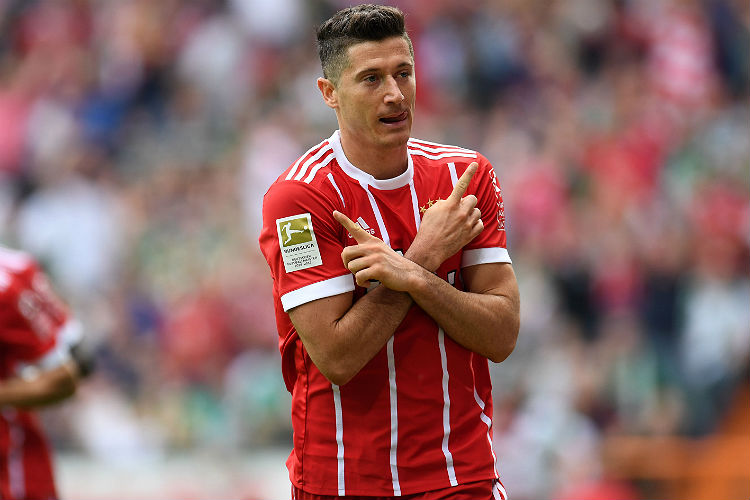 Agentes De Robert Lewandowski Mant M Conversas Real Madrid