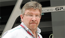 Ross Brawn afirma que equipes v�o se arrepender de sa�da da Fota  (AFP PHOTO / TOSHIFUMI KITAMURA )