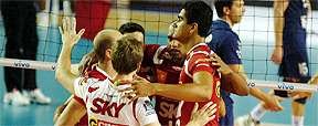 Minas � derrotado e Florian�polis fica com lideran�a provis�ria da Superliga (Alexandre Guzanshe/EM/D.A Press)