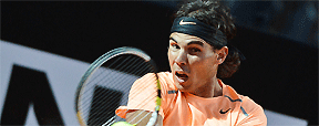 Rafael Nadal d� o troco em Florian Mayer e avan�a �s oitavas em Roma  (AFP PHOTO / ANDREAS SOLARO )