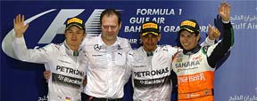 Lewis Hamilton lidera dobradinha da Mercedes e Massa termina em sétimo (AFP PHOTO / MARWAN NAAMANI )