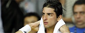 Bellucci se junta a companheiros e manifesta apoio a Jorge Lacerda (REUTERS/Grigory Dukor )