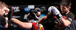 Campe�o interino do UFC, Carlos Condit espera por Georges St-Pierre (Zuffa/Getty Images/Divulga��o/UFC)