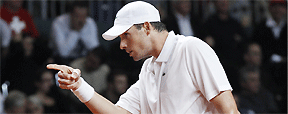 Isner derrota luxemburgu�s diante de sua torcida e aavan�a nos EUA: 2 a 0 (REUTERS/Michael Buholzer )