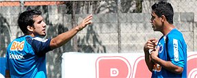 Com ataque em alta, Mancini estipula metas para acertar a defesa celeste (Jorge Gontijo/EM/D.APress)