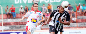 Com dois gols de Marinho, Guarani vence Democrata-GV e se reabilita (NANDO OLIVEIRA/ESP. EM/D.A PRESS)