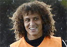 David Luiz deseja realizar sonho em jogar  decis�o ( REUTERS/Dylan Martinez )