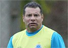 Em seu primeiro dia, Roth orienta treino na Toca II (Rodrigo Clemente/Esp. EM/D.A Press)