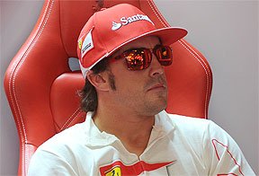 Alonso destaca Williams, mas n�o cita favoritos para vencer em M�naco (AFP PHOTO/ LLUIS GENE)