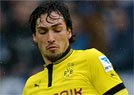 Hummels pode n�o enfrentar o Bayern na Liga ( AFP PHOTO / PATRIK STOLLARZ )