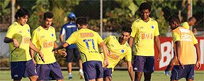 Imagens do �ltimo treino do Cruzeiro antes da partida contra o Resende (Rodrigo Clemente/EM/D.A. Press)