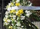 Alvinegros fazem coroa de flores para celestes (Leandro Couri/EM/D.A Press)
