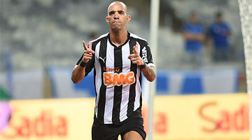 Tardelli exalta: 'Ganhar do Cruzeiro é gostoso. É nosso salão de festas'   - Foto: Juarez Rodrigues/EM/D.A Press