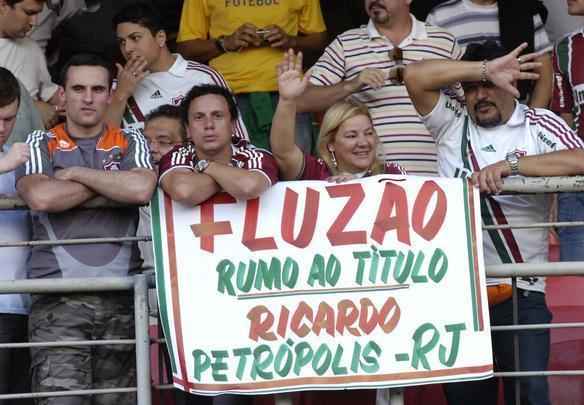 Torcida do Fluminense marcou presena no Mineiro