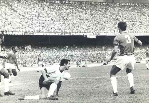 Segundo maior pblico da histria do Mineiro: Cruzeiro 1 x 0 Atltico, em 1969